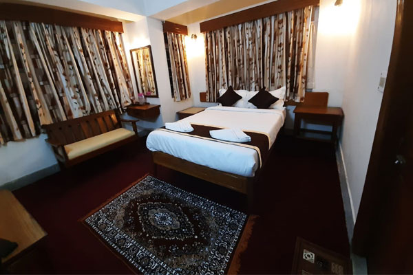 Low Price Hotel in Gangtok MG Marg
